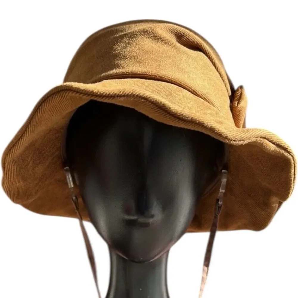 Comhats vintage caramel cloche bucket hat with a chin strap and drawstring